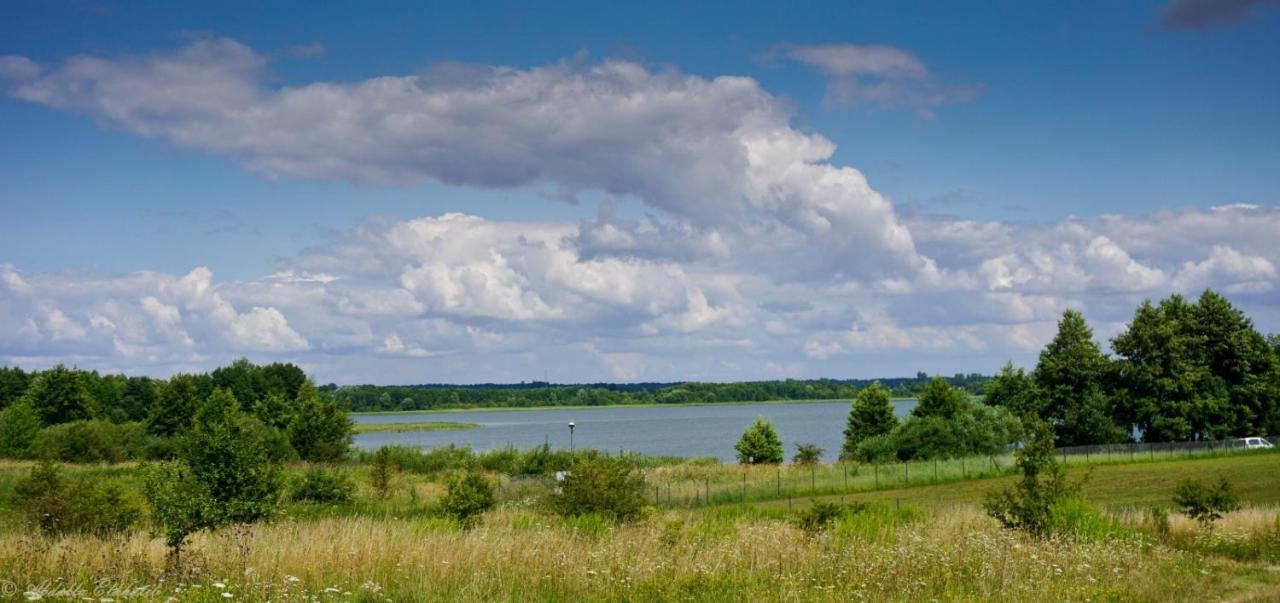 Caloroczne Domki Nad Jeziorem Luterskim Villa Piszewo Exterior photo